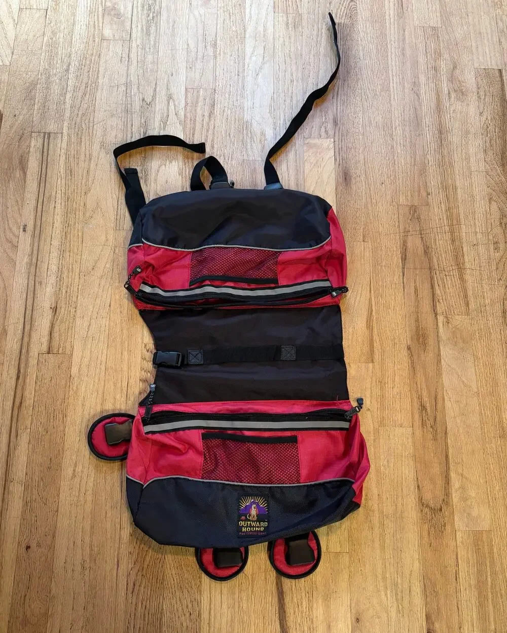 Outward Hound Pet Travel Gear Camping Hiking Dog Backpack Red Medium/Large